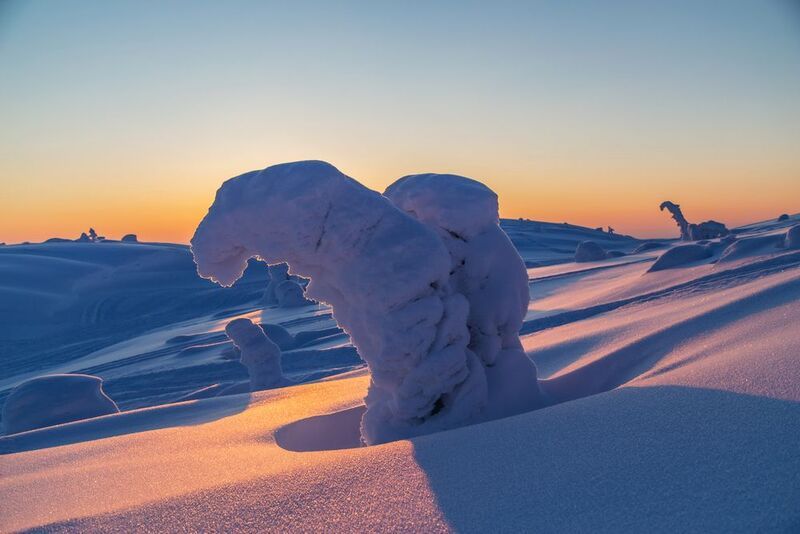 Холодные синие тени фото превью