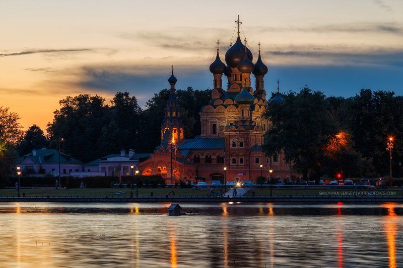 Вечер, Закат, Москва, Останкино, Пруд Храм Троицы Живоначальной в Останкине фото превью