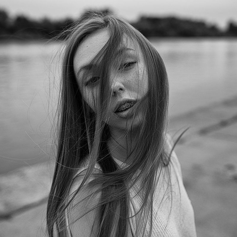 2U фото превью