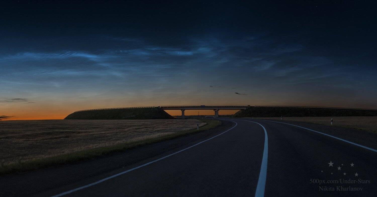 облака, ночь, светлая ночь, звезды, серебристые облака, облака, звезды, дорога, мост, Харланов Никита