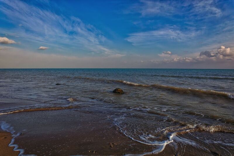 Берег Чёрного моря фото превью