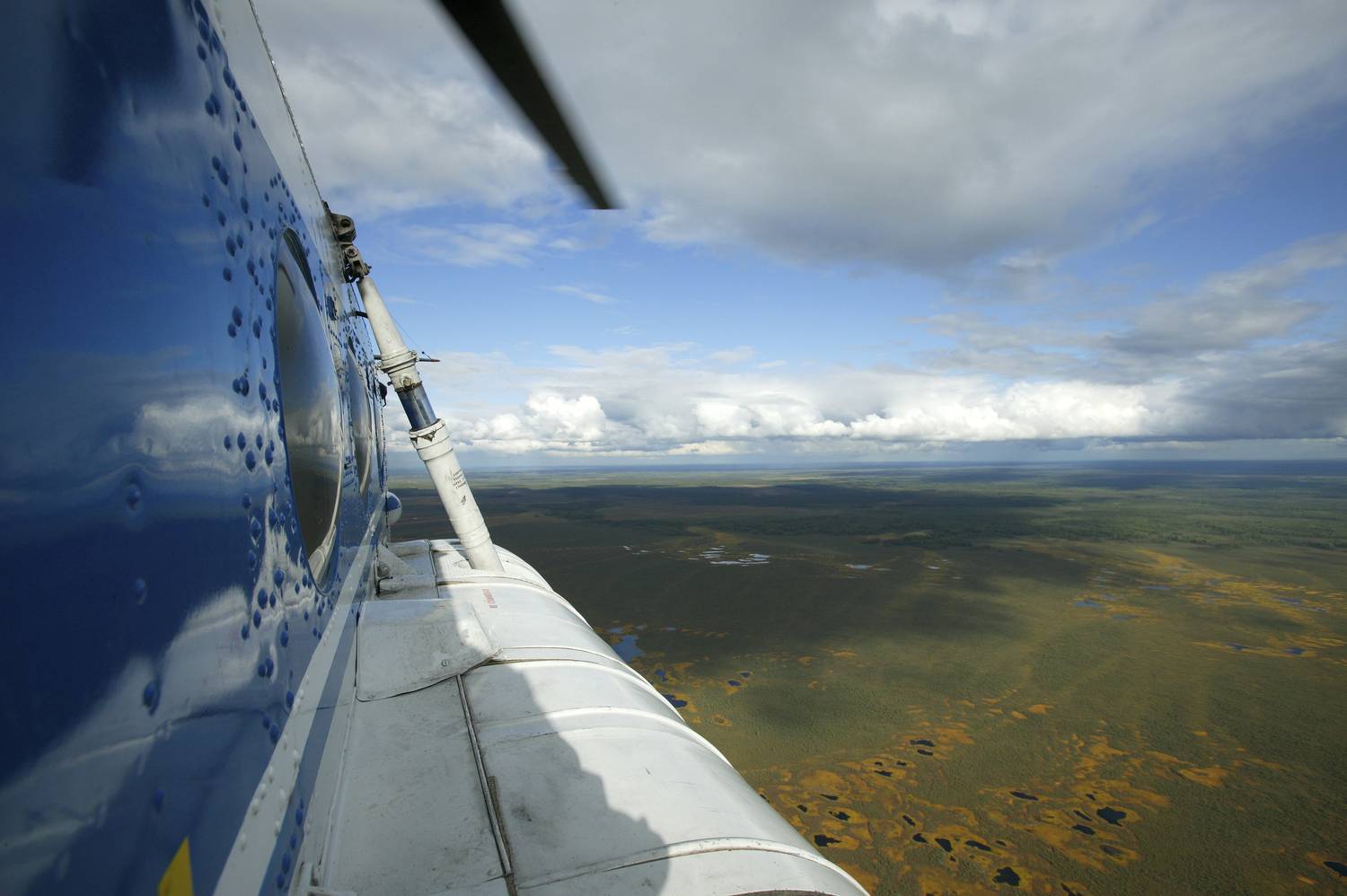 вертолет, нефть, Западная Сибирь, Васюганские болота, Михаил Дронов