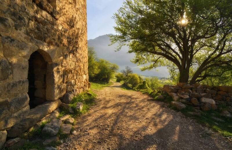 горы, башни, весна, ингушетия В долине башен фото превью