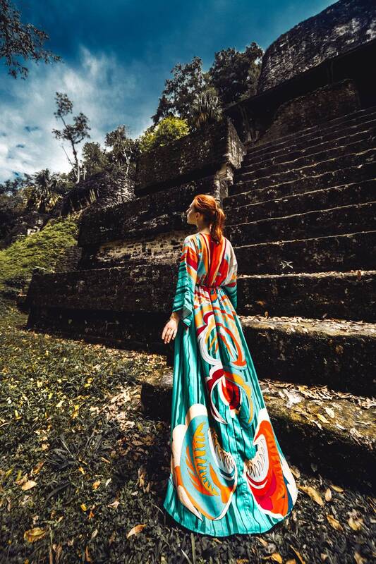 woman, portrait, fashion Stairs of Tikal фото превью