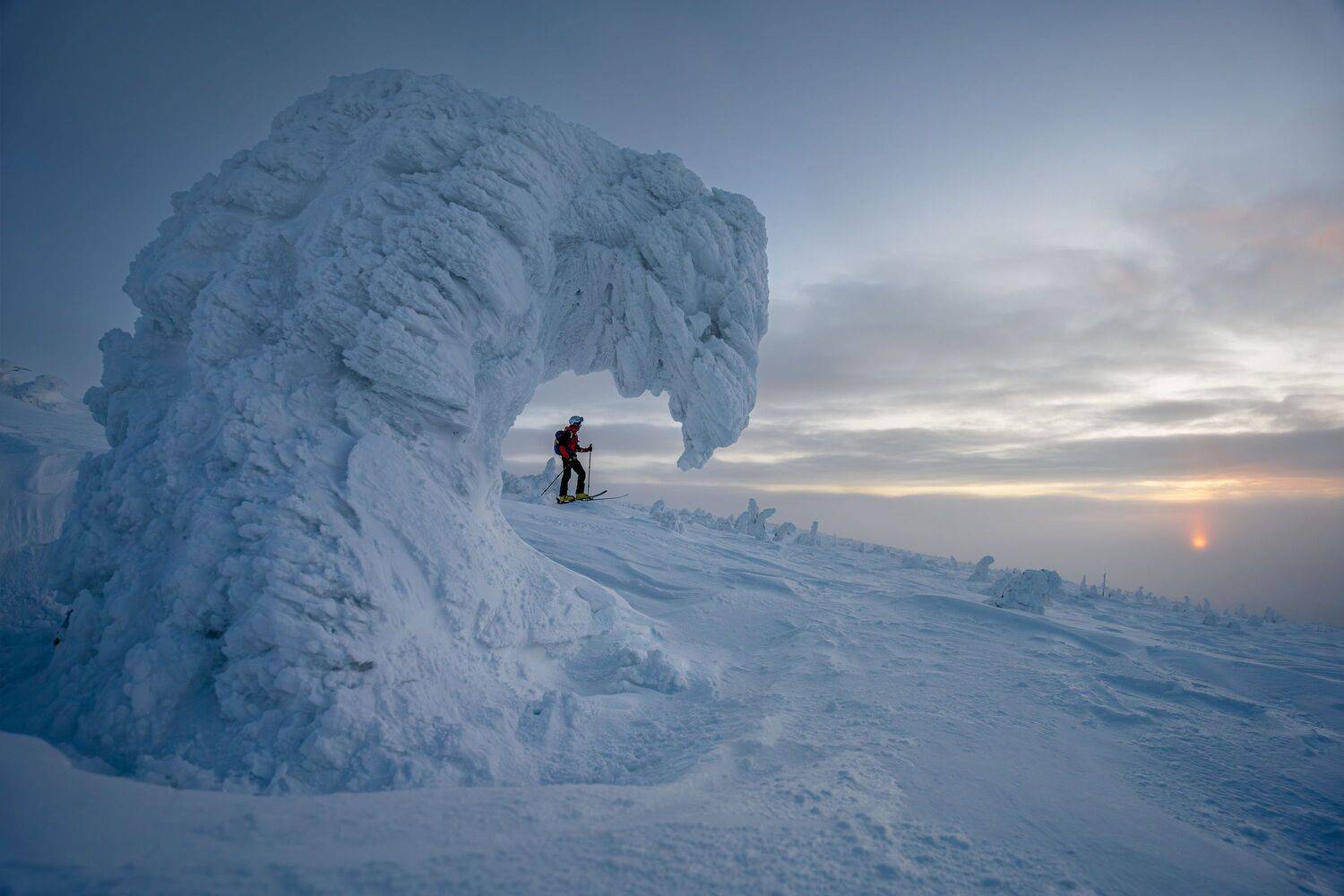 главный уральский хребет, гух, сосьвинский камень, казанский камень, север, урал, снег, лыжник, Уфимцев Юрий