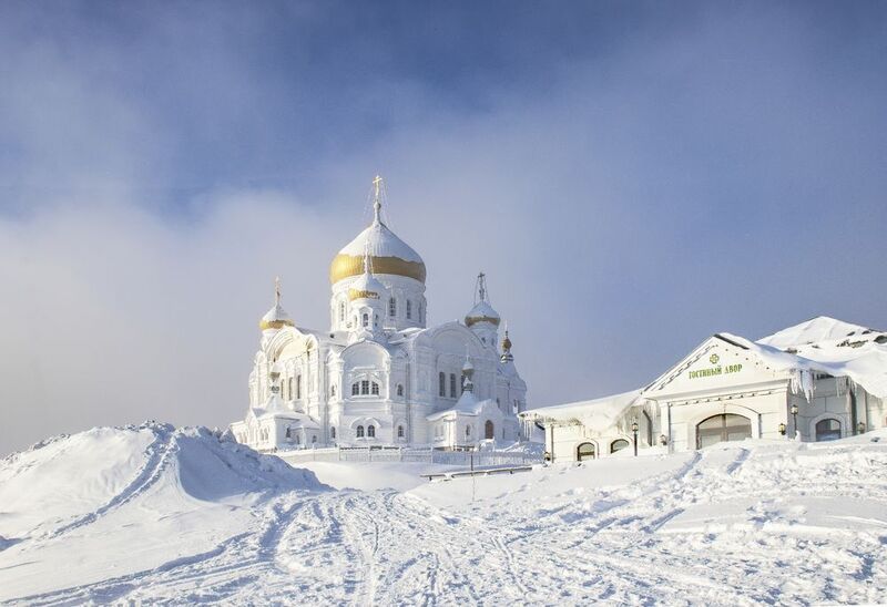 Свято-Николаевский монастырь, Белая гора, Крестовоздвиженский собор, Пермский край Белая гора фото превью