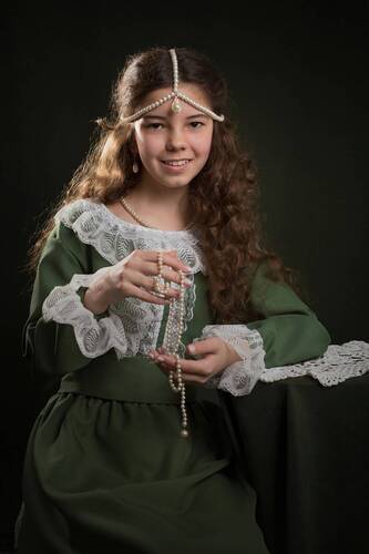 Девочка с жемчугом