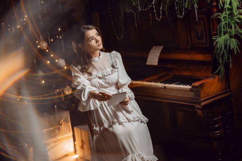 студия, новый год, атмосфера, девушка, музыка Лиза фото превью