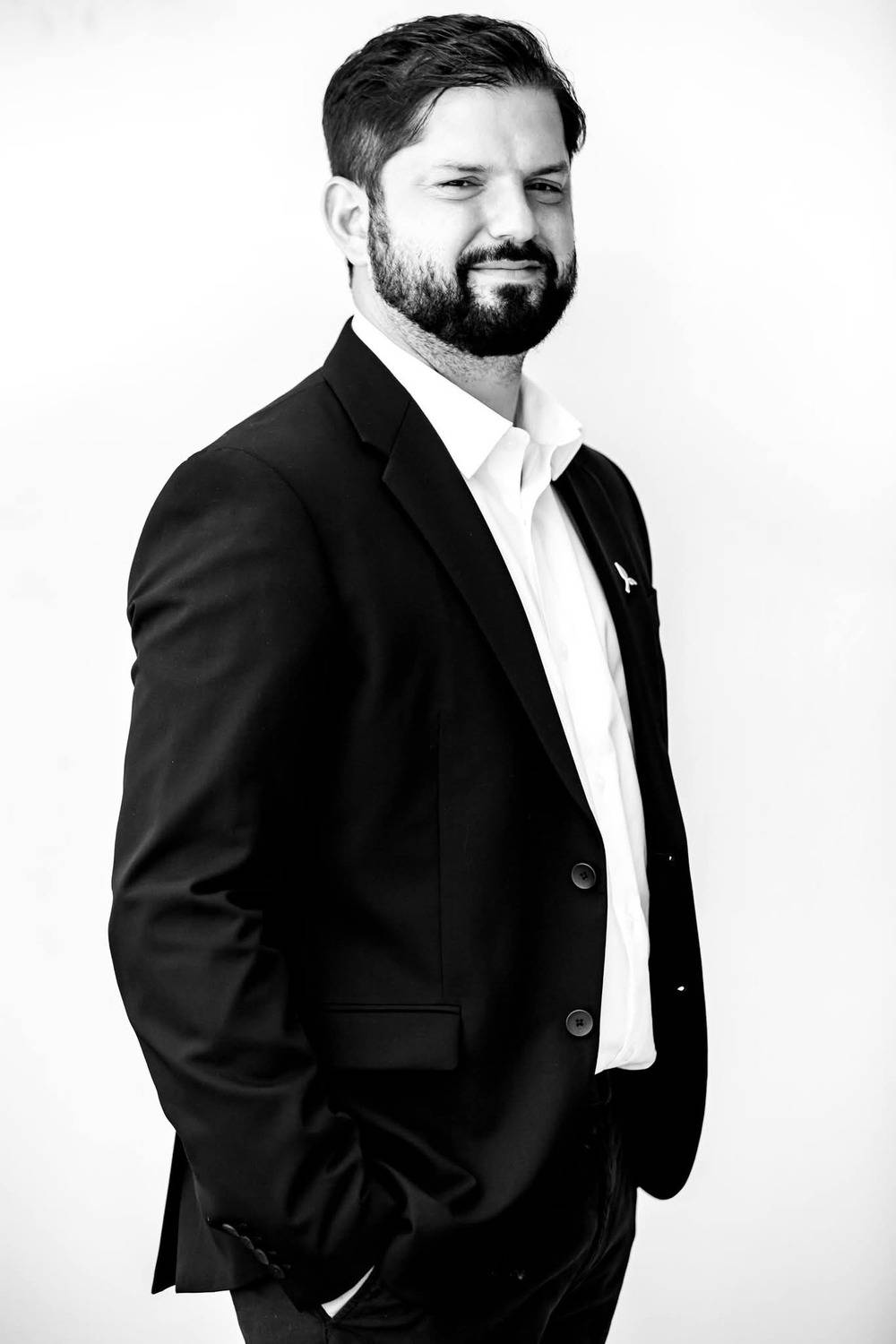 presidente de chile, gabriel boric font, retrato, retratos, blanco y negro, black and white, portrait, portraits, basti&aacute;n cifuentes araya, bastian cifuentes araya, periodistafurioso, periodista furioso, Cifuentes Araya Basti&aacute;n