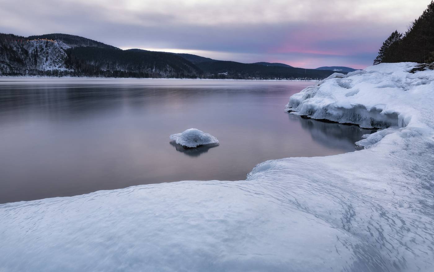 лед, вечер, енисей, камень, длинная выдержка, Марина Фомина