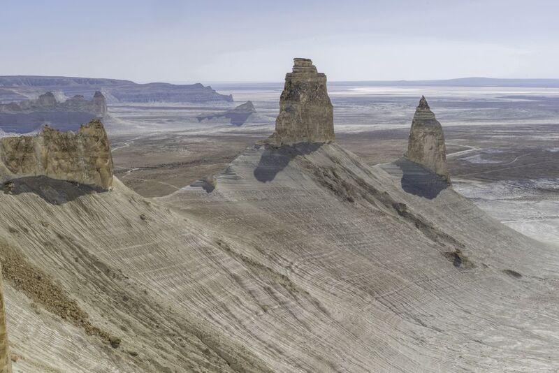 Казахстан, полуостров Мангышлак, Мангыстау, урочище Бозжыра На Марсе всё спокойно фото превью