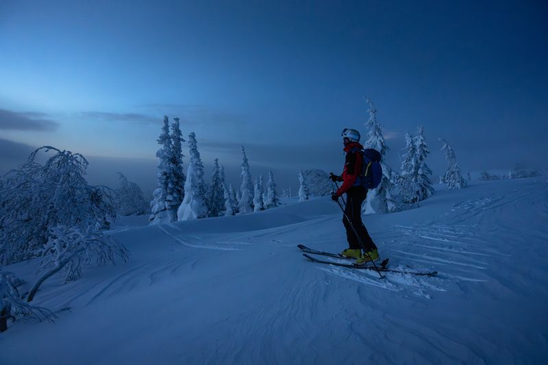 главный уральский хребет, гух, сосьвинский камень, казанский камень, север, урал, снег, лыжник, куржак Внутренний компас фото превью