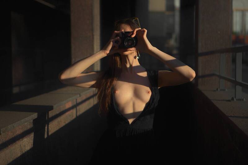 topless, photography, nu, nude, street walking with Irenne фото превью