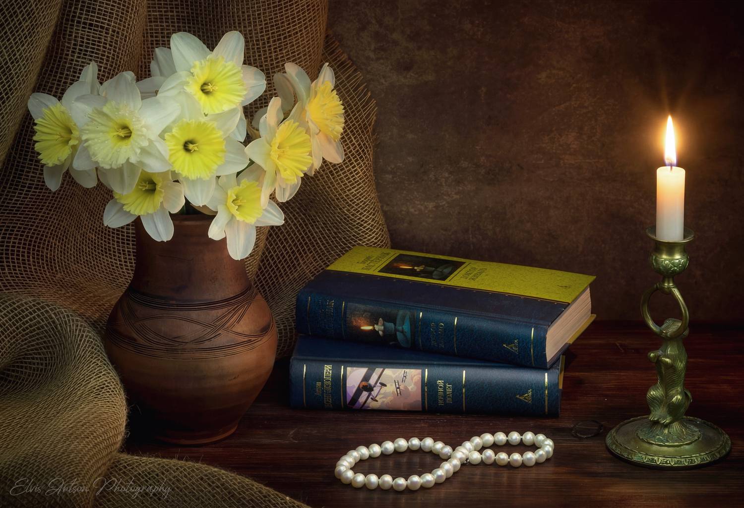 натюрморт, still life, books, 8 марта, 8 march, нарциссы, flowers, Elvis Antson