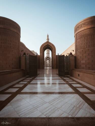 Sultan Qaboos Grand Mosque