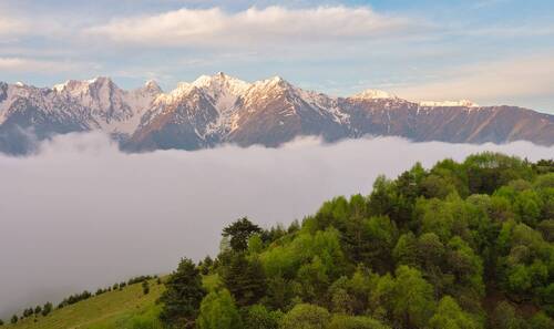 Утро там, где спят облака. / Morning where the clouds sleep.