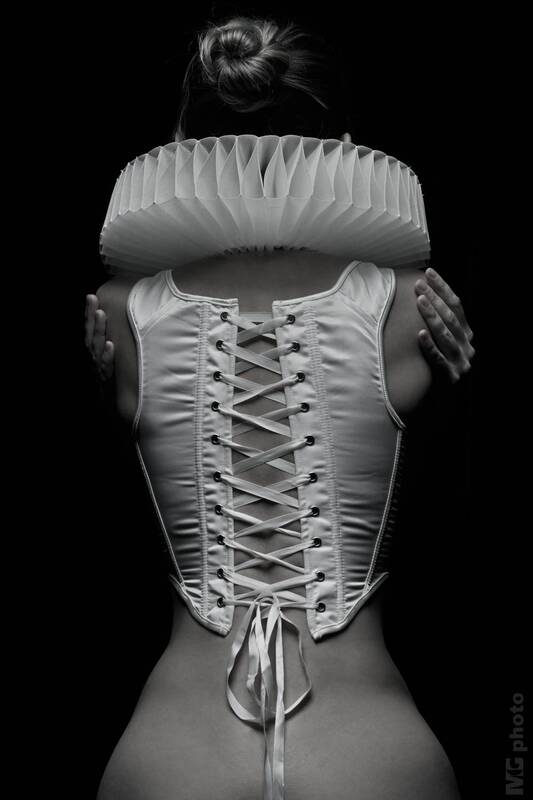 White clothes фото превью