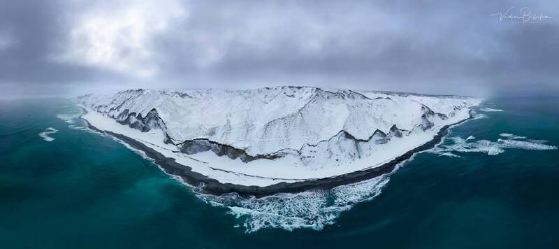 итуруп, белые скалы, курилы, курильские острова, охотское море Белые скалы Итурупа фото превью
