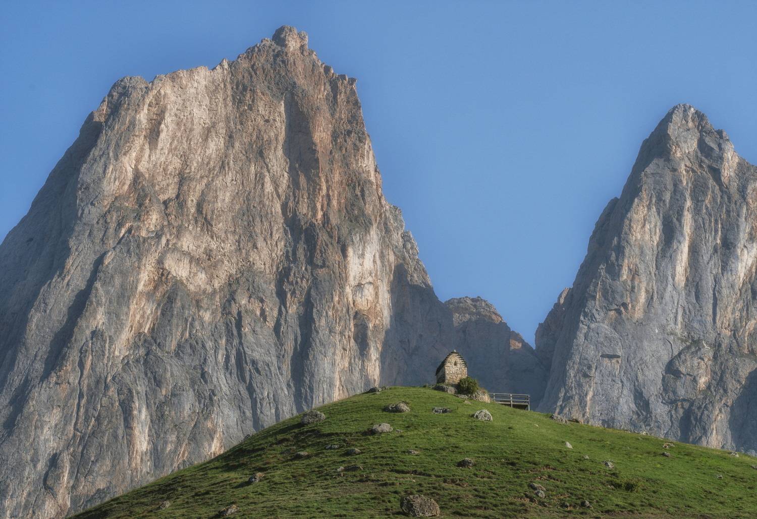 , Дем Константин