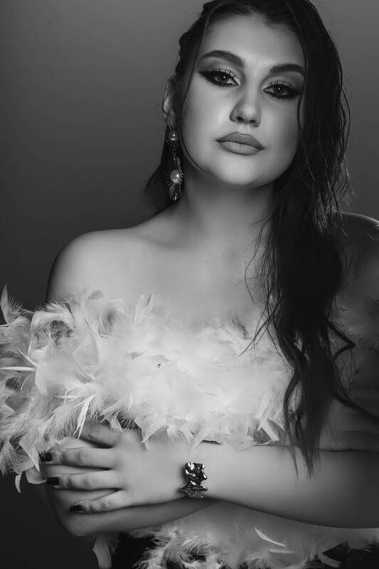 Диана фото превью