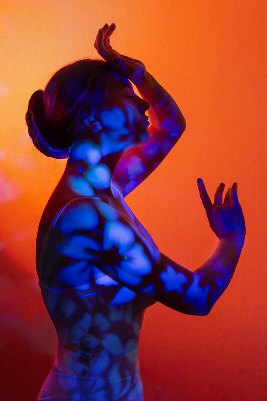 night flowers, портрет, женский портрет, девушка, неон, цвет, концепт, жанр Night flowers фото превью