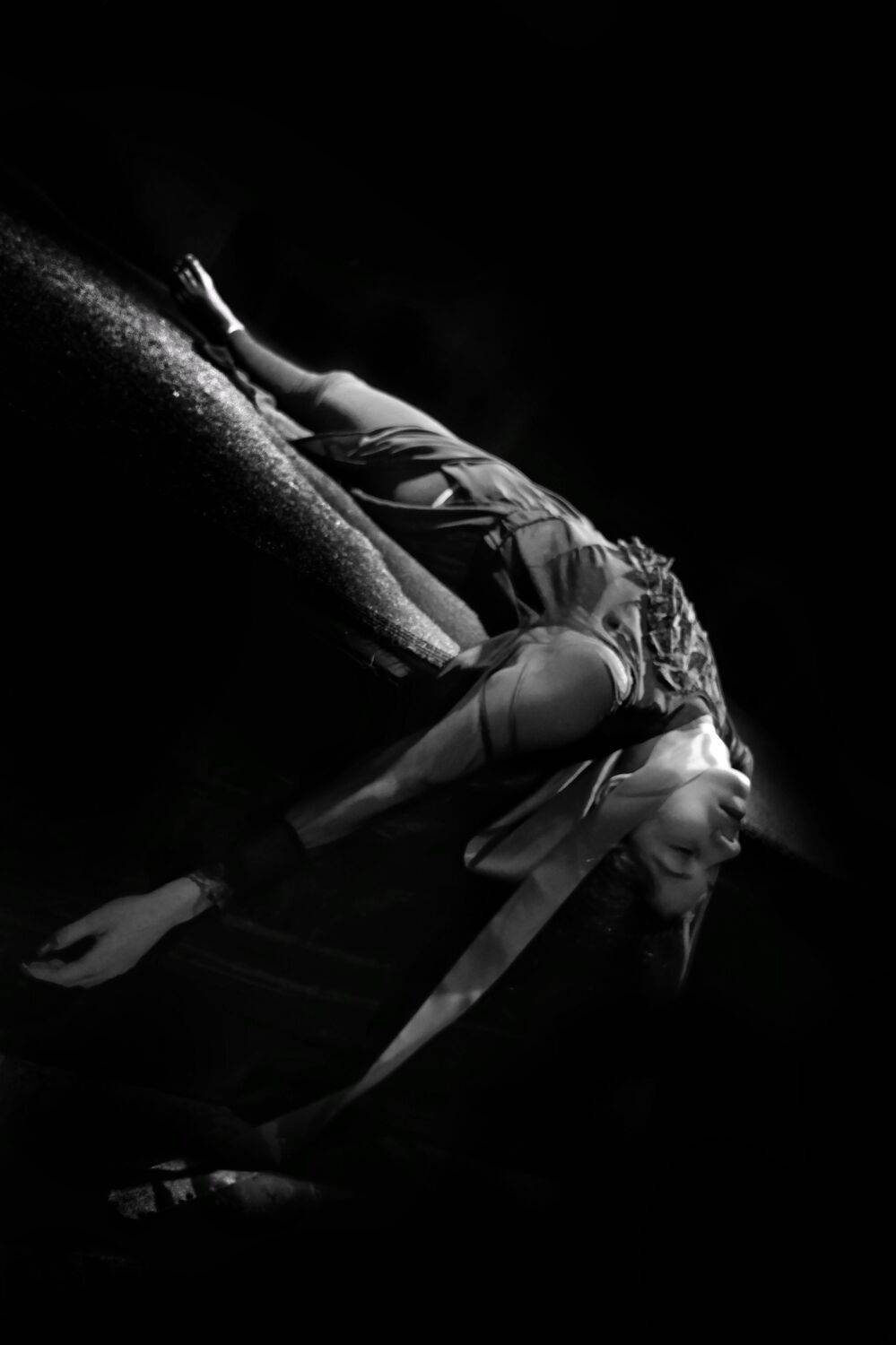 Бездействие, чувства, забвение, Зорин Миша