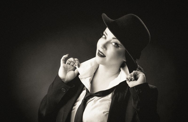 В стиле ретро фото превью