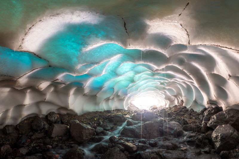Под бирюзовым сводом фото превью