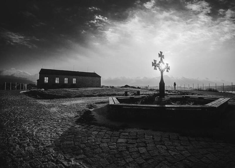 Faith’s Light фото превью