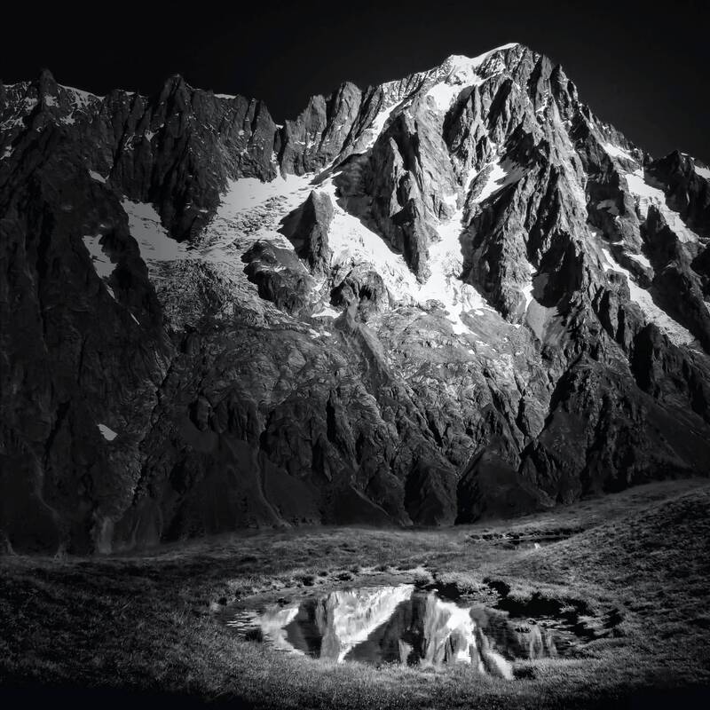 Reflection фото превью