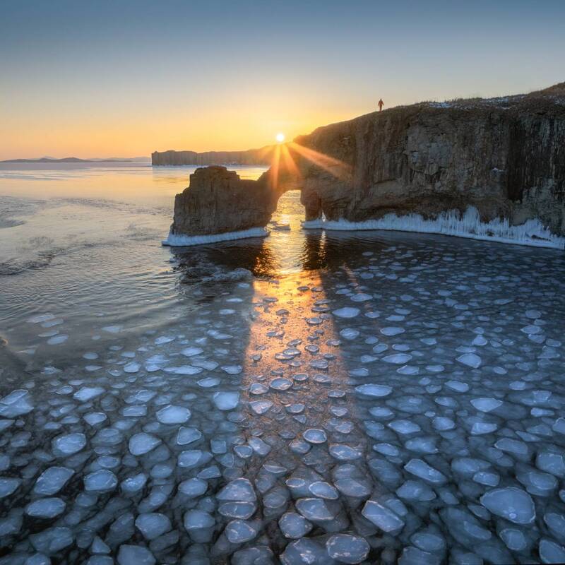 приморье Арка Пьющий верблюд. Приморье. фото превью