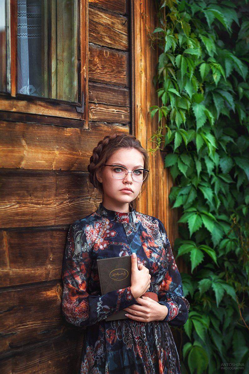 портрет, книга, листва, девушка, лето, portrait, book, girl, summer, Антошина Татьяна