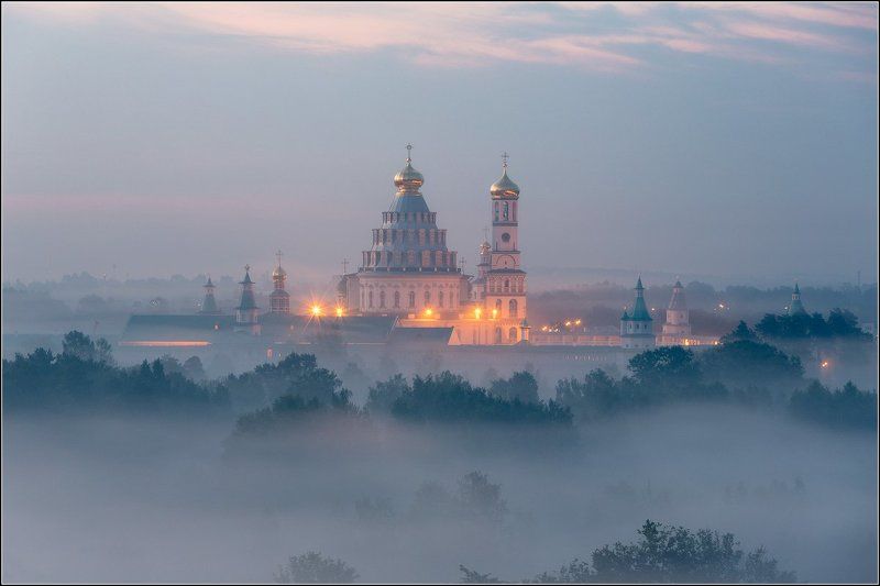 россия, московская обл, истра Три часа после полуночи фото превью