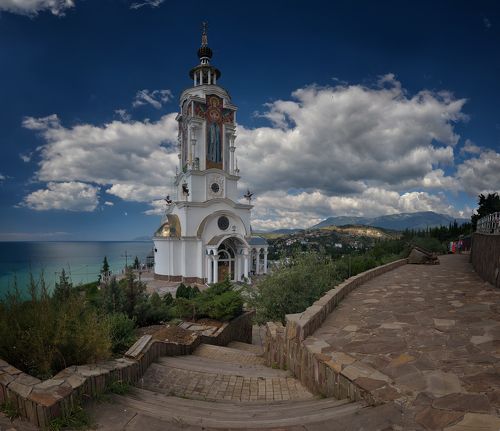 Храм Святителя Николая, Алуштинский район, Крым