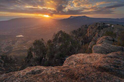 Закат с видом на Чатыр-Даг