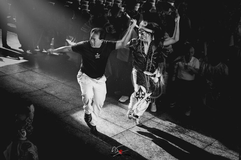 yingge, master, teach, vietnam Master and student фото превью