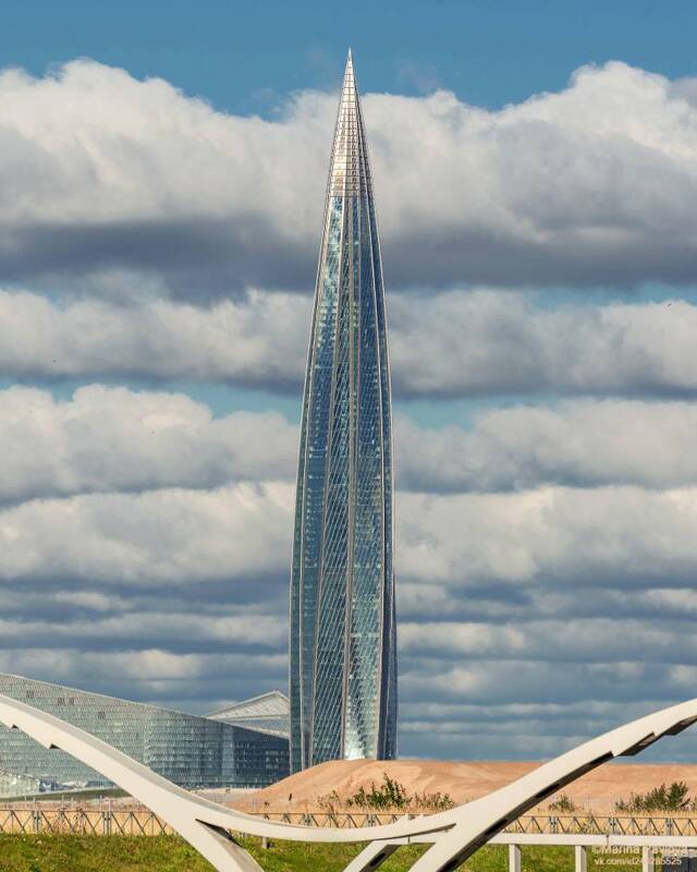 Современная архитектура Петербурга. Башня Лахта Центр фото превью