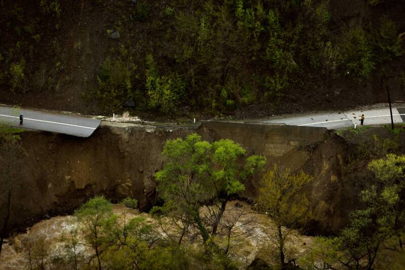 flooding, serbia, nature, wild, devide, people, marko, radovanovic, rain, road, erosion, wiped, destroyed, broken, mountain, life, elements, rage, river, rainy Weekend flooding фото превью