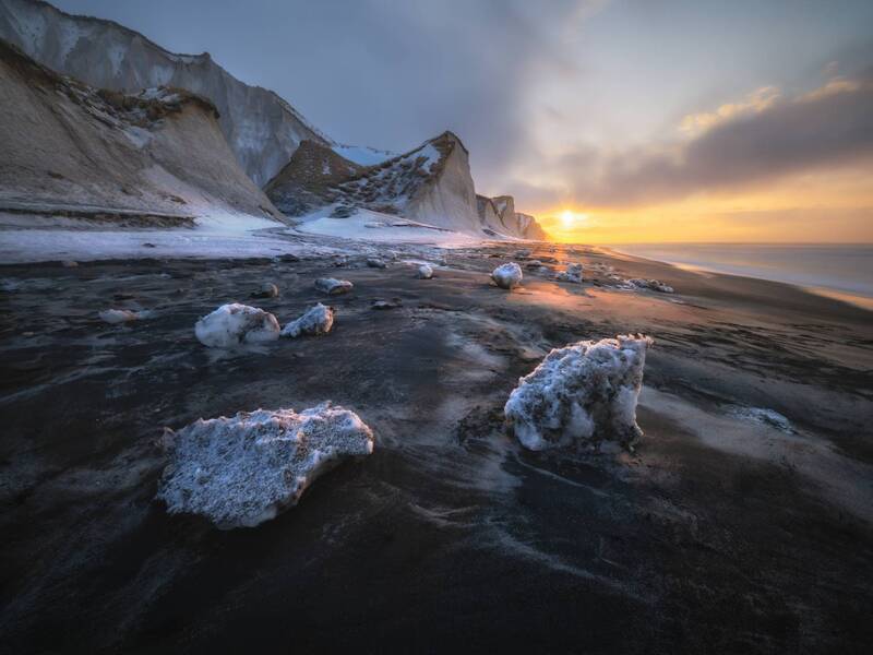 Суровый берег Охотского моря. фото превью