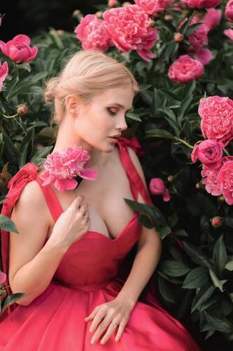 букет пионов