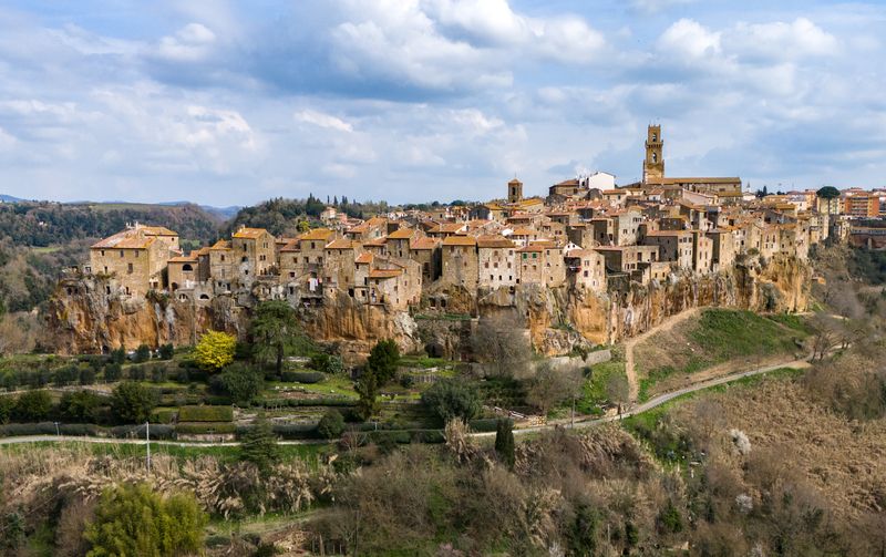 Питильяно, Тоскана, Италия фото превью