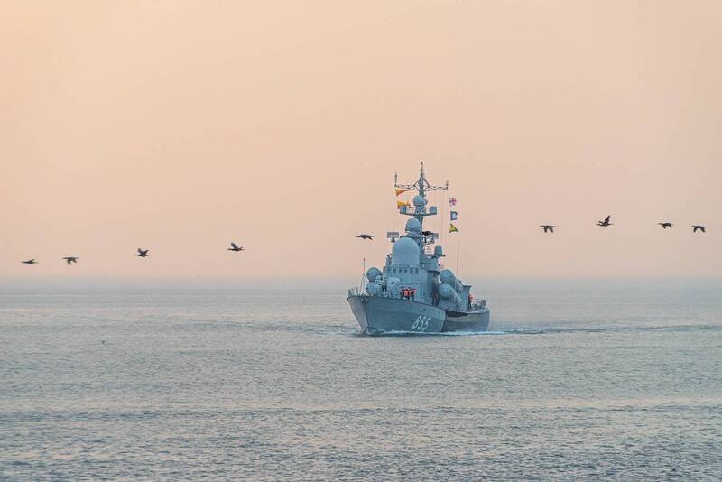 Весеннее движение фото превью