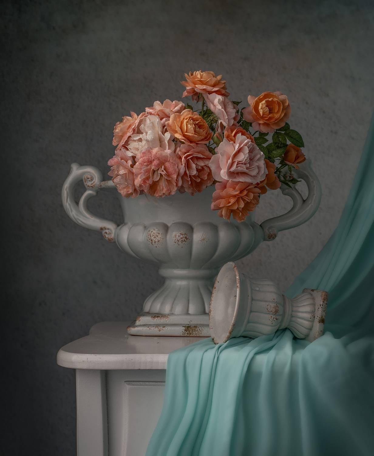 still life, Smoothness, colors, roses, green, vase, Maria Margareth Perfoncio