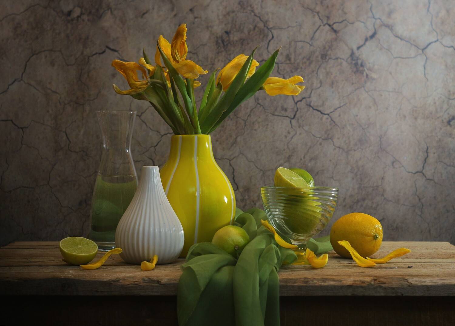 , Людмила Хрусталева*