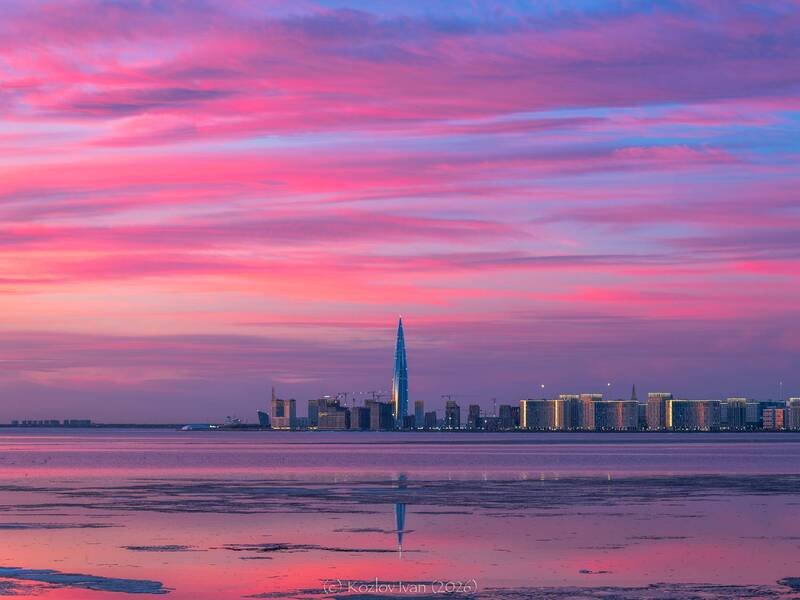 Розовый закат над Финским заливом фото превью