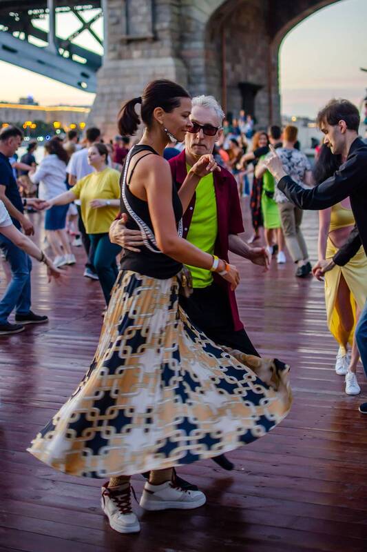 For viewing фото превью