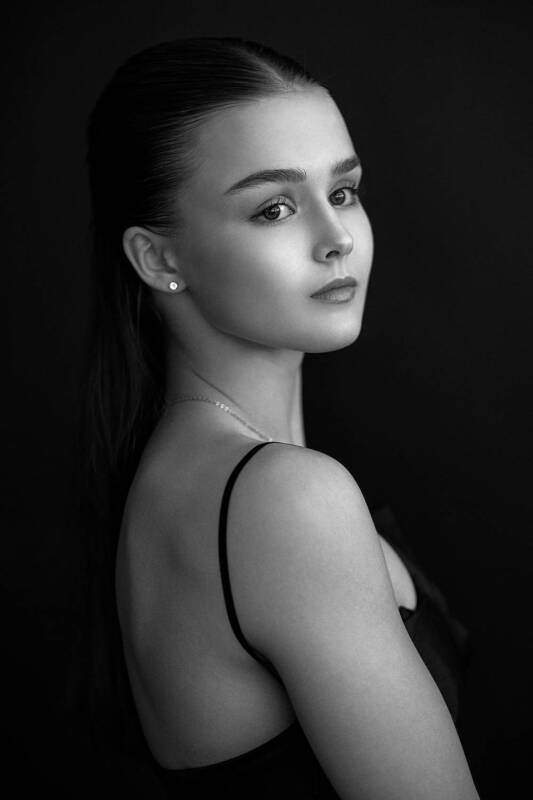 Виктория фото превью