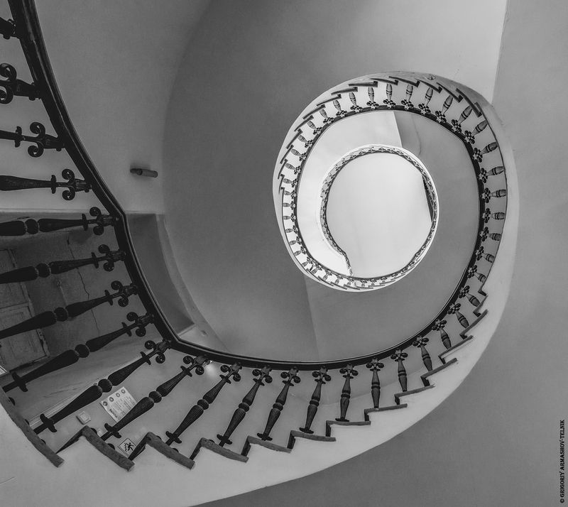 лестница, монохром, архитектура, церковь, изгиб Завиток фото превью