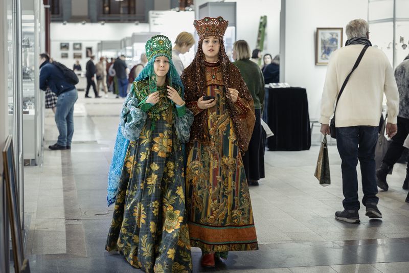 уникальная россия, русский костюм Русский костюм. Художественно-промышленная выставка «Уникальная Россия» фото превью