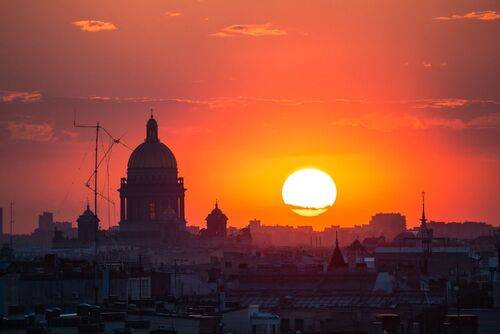 Город и солнце